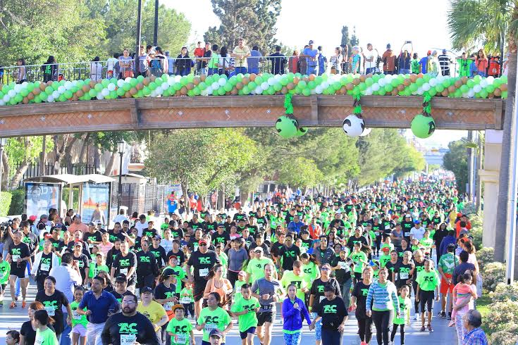 Asisten 12 mil personas a la carrera.