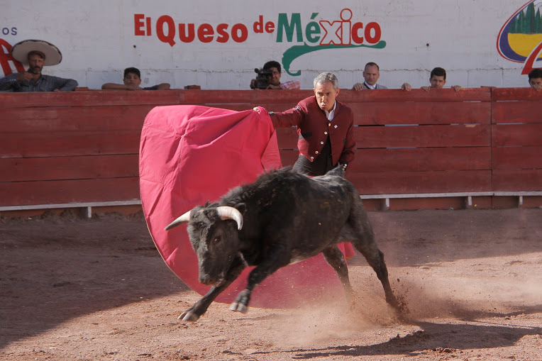 Tarde de toros a beneficio de niños con Autismo en Lerdo.