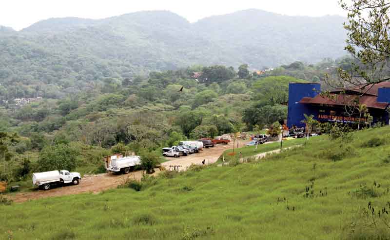 Dueña del predio y Walmart México realizaron la compra-venta del terreno.