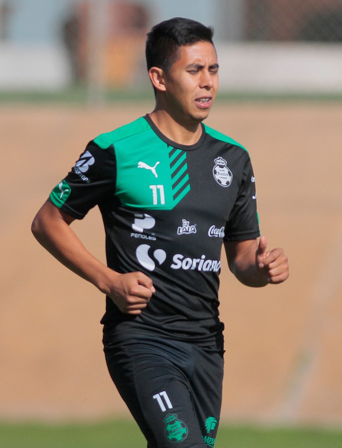 Néstor Calderón, mediocampista de Santos Laguna, aseguró que se jugará con todo en busca de los 3 puntos ante Tigres.