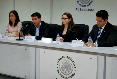 Panistas pretenden dotar de instrumentos jurídicos a ciudadanos para evitar abusos por parte de desarrolladores inmobiliarios.