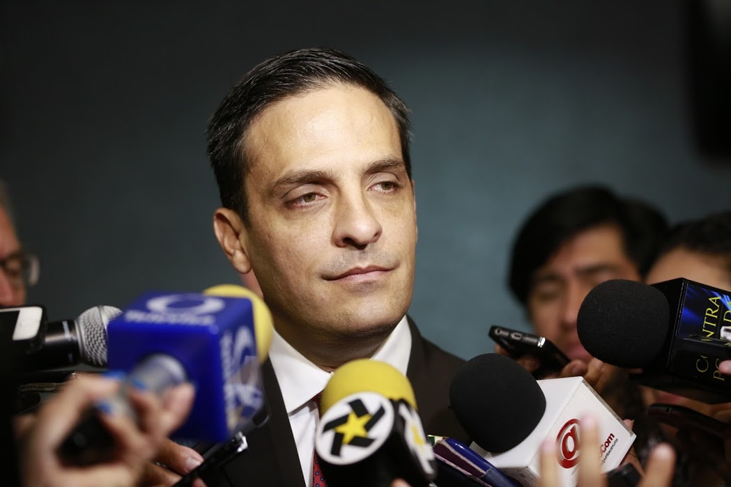 El gobernador está "ciego", señaló el diputado Marco Antonio González. 
