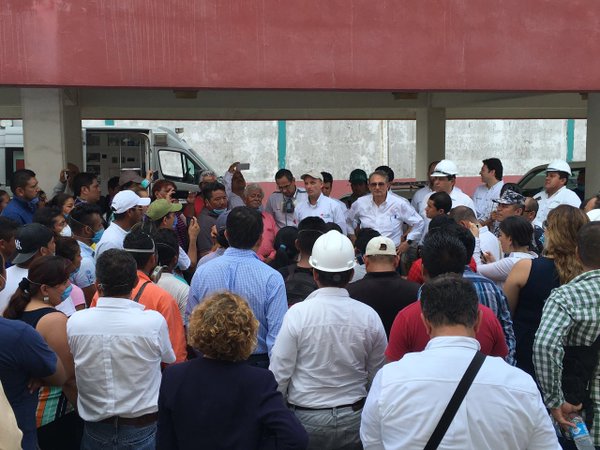 Familiares de 18 trabajadores solicitaron el apoyo para su búsqueda. 