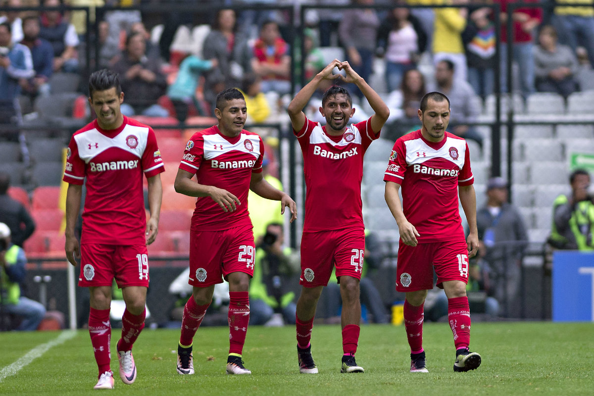 Erbin Trejo anota el primer tanto del Toluca