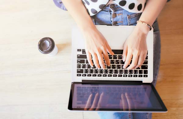 Las "laptops" son los equipos preferidos de uso, muy por arriba de las tablets o smartphones para realizar labores dentro de la oficina.
