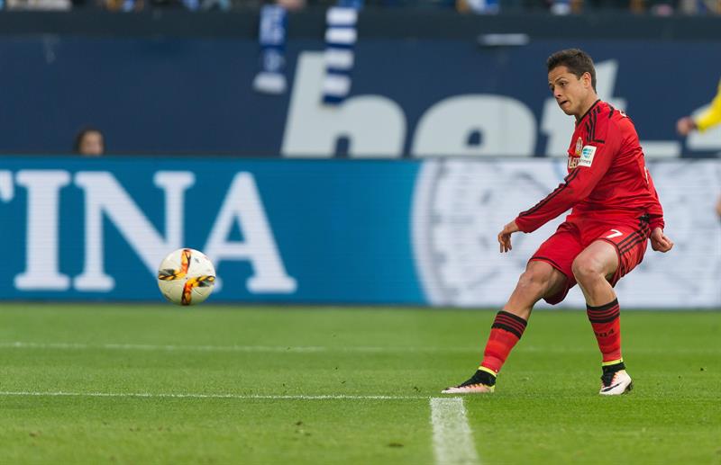Javier Hernández anotó el gol del triunfo para el Leverkusen