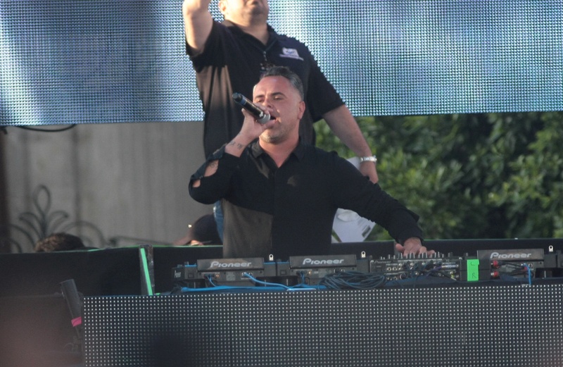 Juan Magan puso a bailar a los miles asistentes.