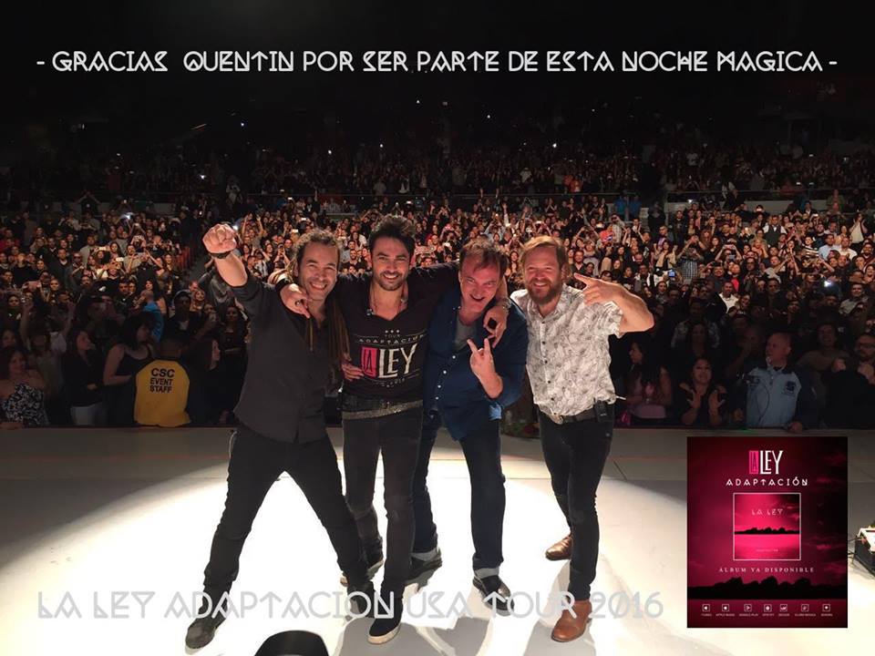 Quentin Tarantino asistió a un concierto de La Ley.