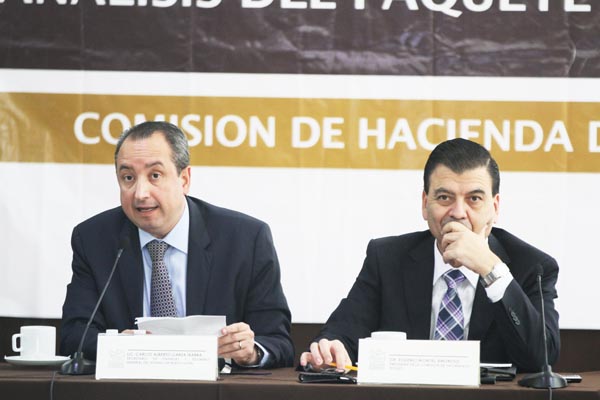 Ya se ha abordado el tema con Fernando Elizondo, refirió. 