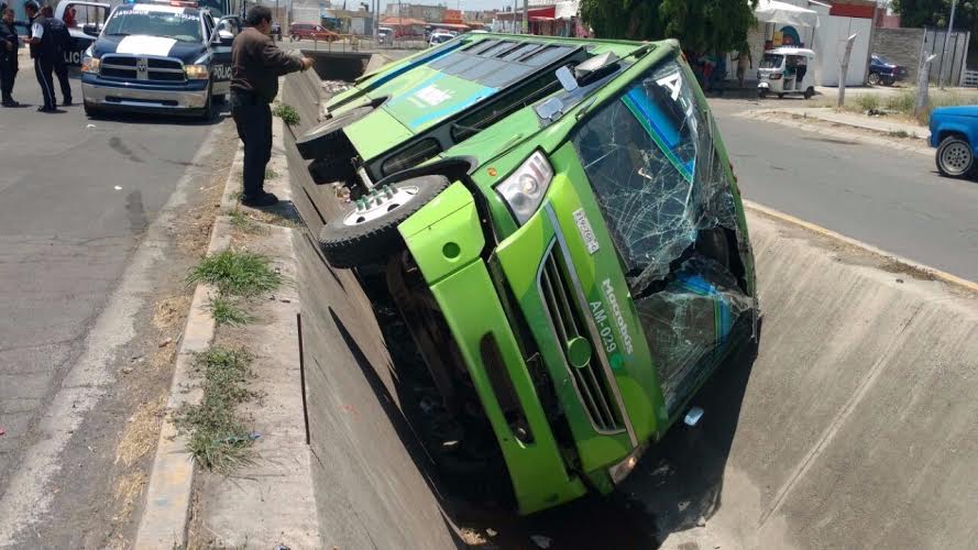 El incidente ocurrió al filo de las dos de la tarde y no se registraron lesionados