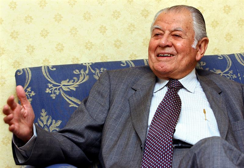 El ex presidente chileno Patricio Aylwin, durante una entrevista en Madrid, España, el 6 de julio de 2004