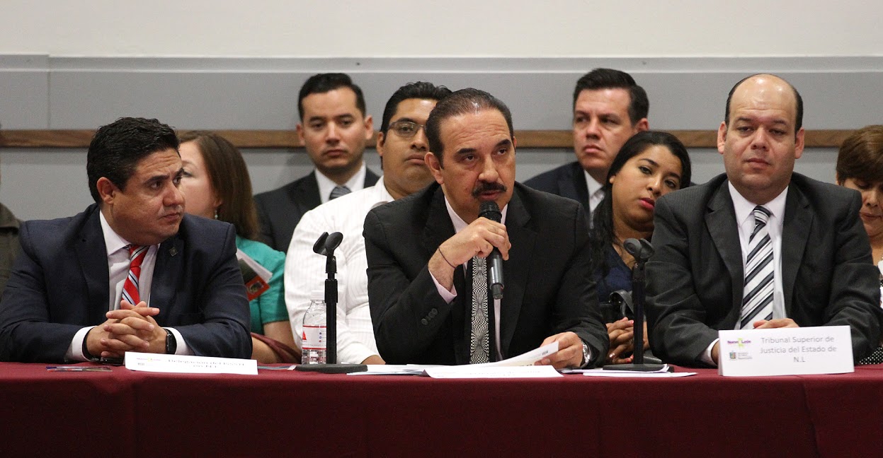 El secretario de Salud, Manuel de la O Cavazos, a favor de utilizar la mariguana como un medicamento.
