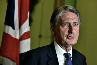El canciller británico, Philip Hammond, durante la conferencia de prensa hoy en el Ministerio de Asuntos Exteriores cubano en La Habana