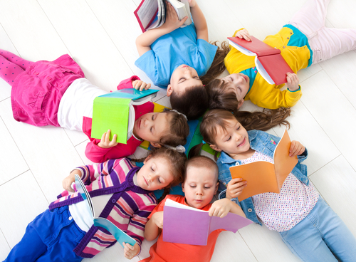 Despierta la creatividad y el interés social de los pequeños con estos libros. 