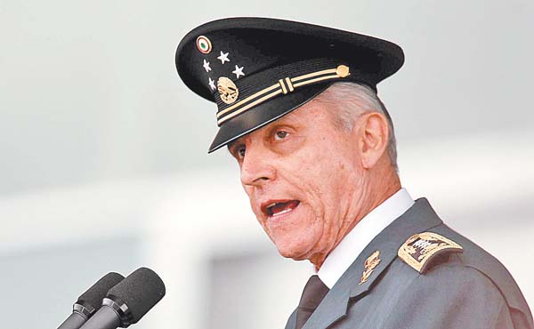 Cienfuegos Zepeda dijo que han tenido que hacer modificaciones en varios rubros para hacer su trabajo.