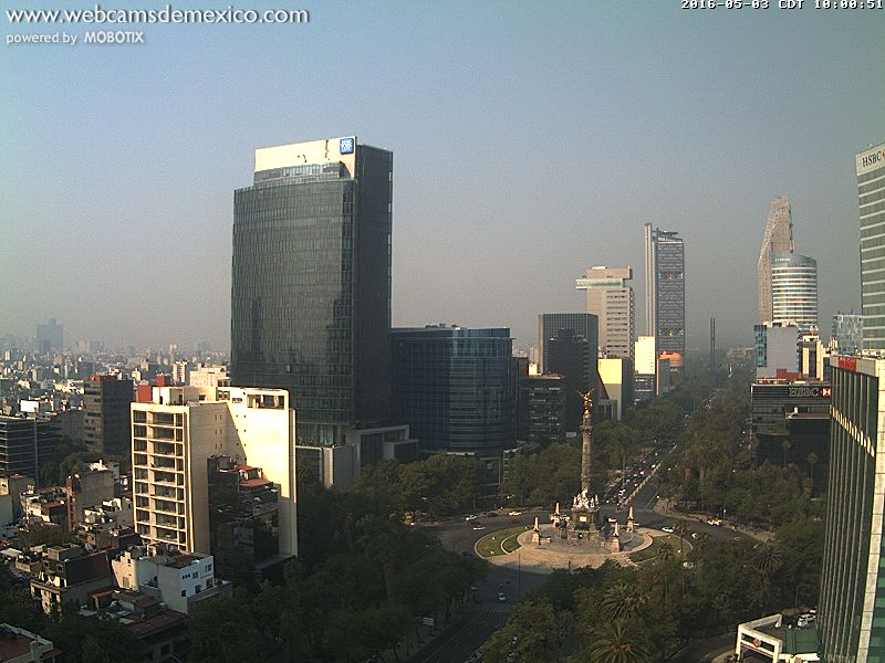 Por el doble Hoy No Circula, las principales avenidas de la Ciudad de México lucieron con menos carga de tránsito, como Paseo de la Reforma a la altur