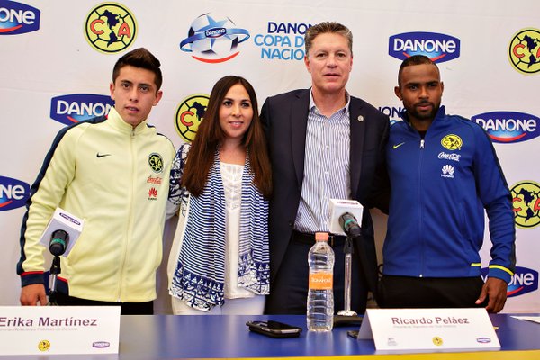 Presenta América la Copa de la Naciones Danone