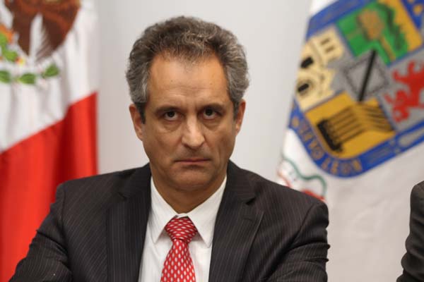 Carlos Arenas Bátiz.