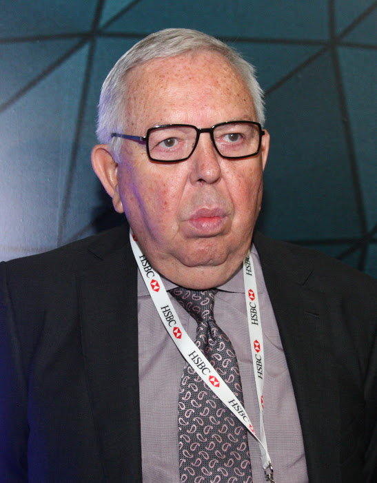 Fernando Turner Dávila en el Foro Internacional de Infraestructura en Cintermex. 
