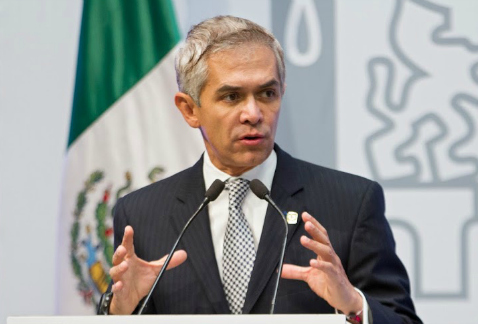 El jefe de Gobierno capitalino, Miguel Ángel Mancera, dijo esperar un 2018 con mayor efervescencia política que 2012.