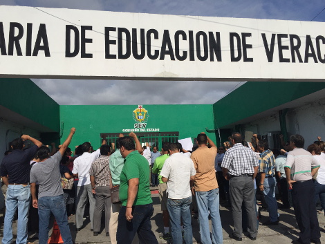 El gobernador se compretió a realizar hoy los depósitos. 