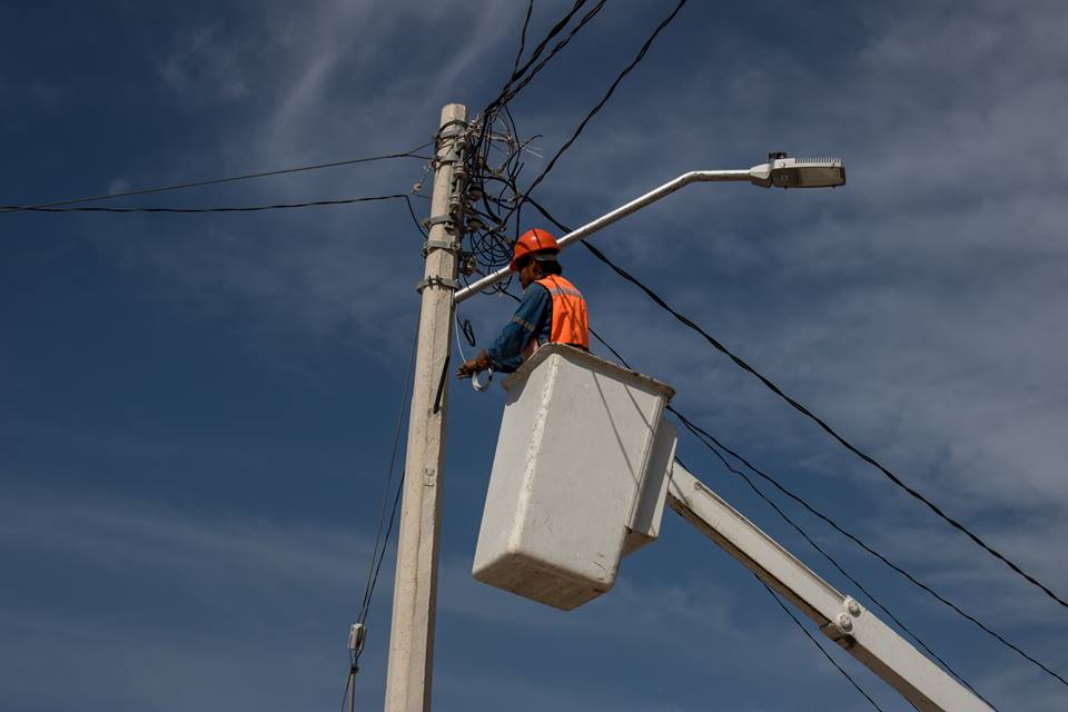 El nuevo alumbrado LED en Torreón ayuda a la disminución en la contaminación del aire por dióxido de carbono.