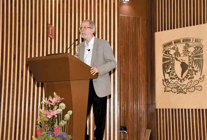 El académico obtuvo el Premio Príncipe de Asturias en 1991.