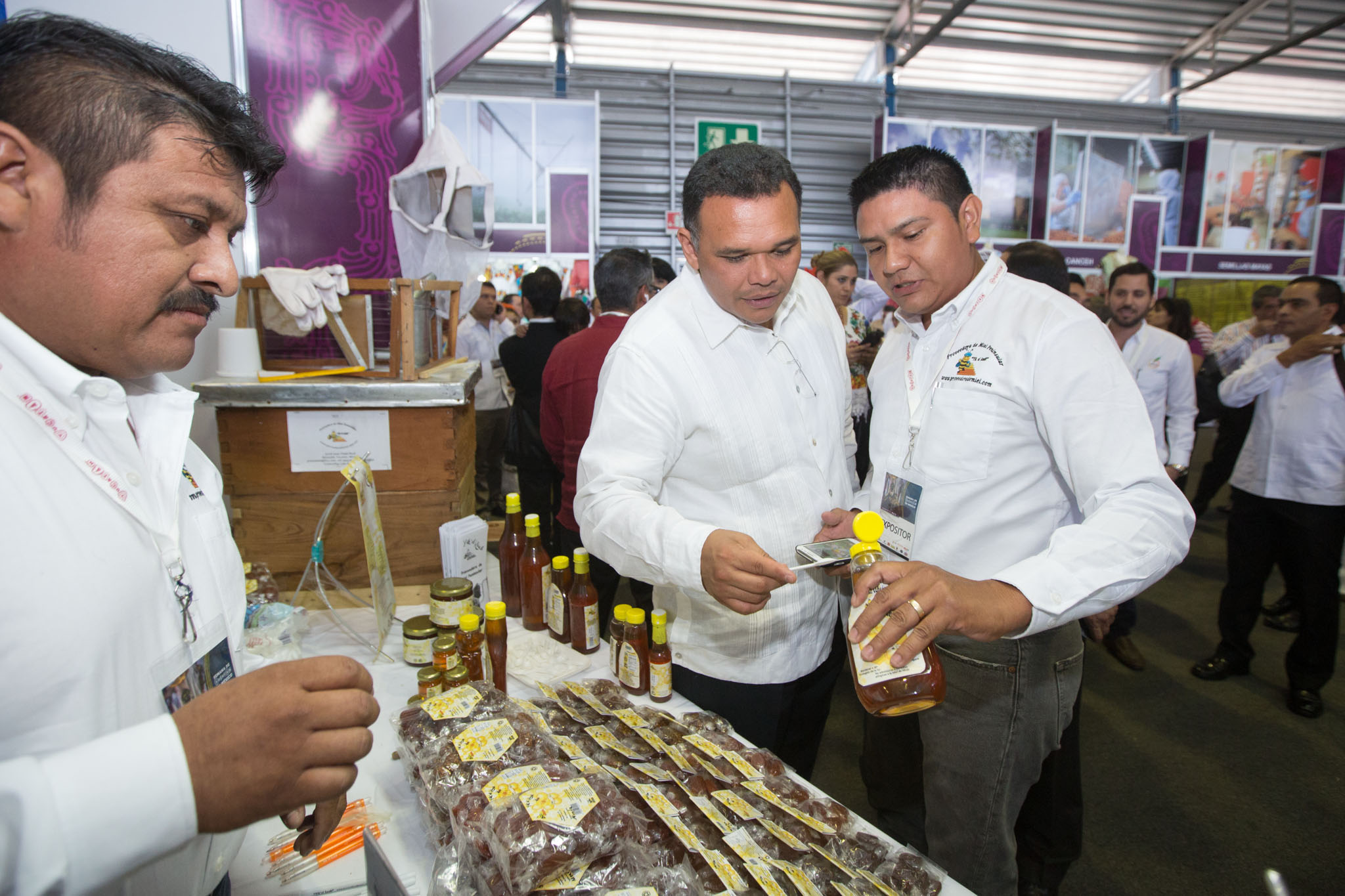 La inauguración de la cuarta edición de la Semana de Yucatán en México estuvo a cargo del gobernador Rolando Zapata Bello.