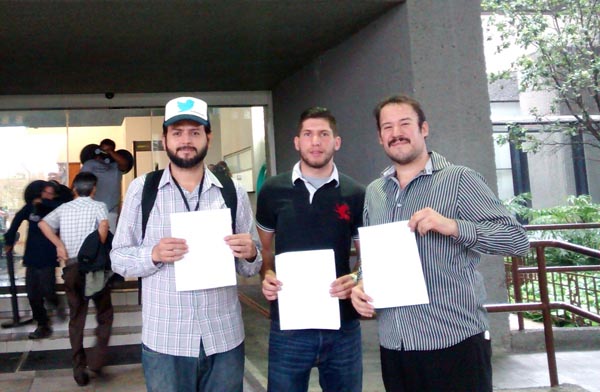 Juan Manuel Ramos (izq.) calificó la petición como una “farsa”.