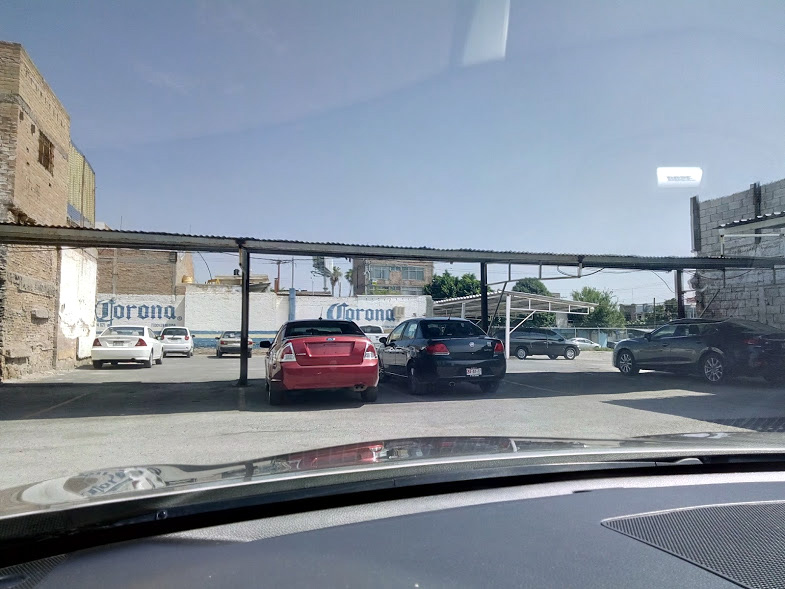No existe los suficientes estacionamientos públicos en el primer cuadro de la ciudad y alrededor del Paseo Morelos.