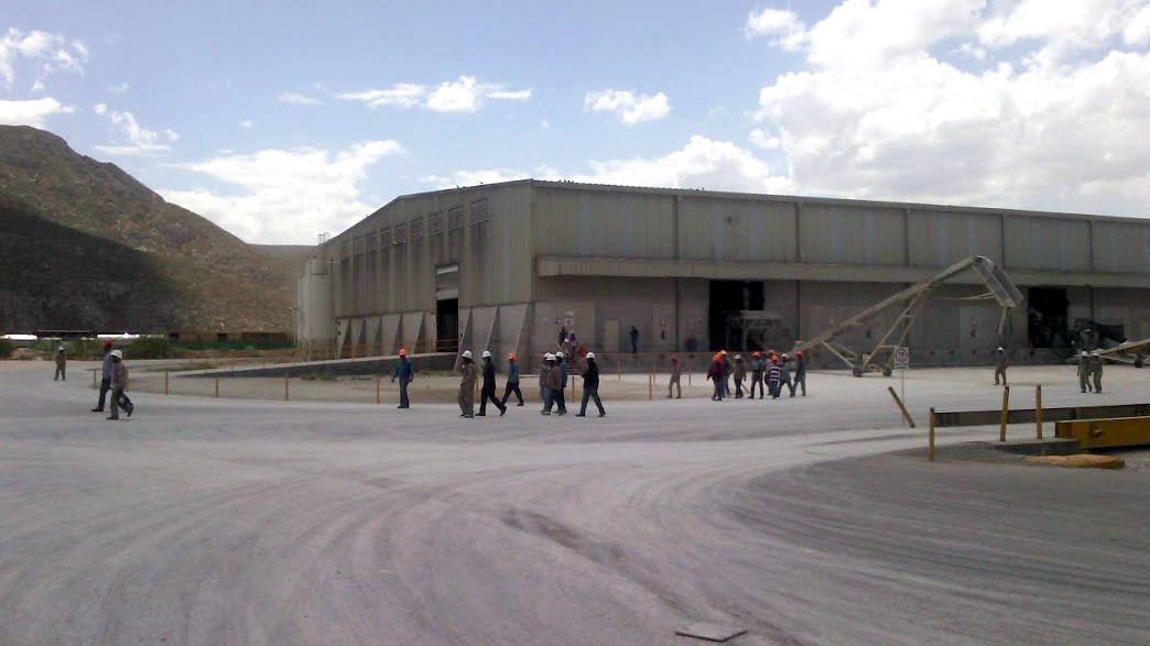 El tiempo que transcurrió para que todos los trabajadores y encargados se pusieran a salvo fue de tres minutos 13 segundos.