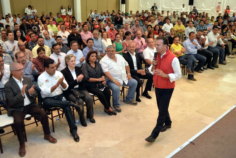 Esteban Villegas, candidato del PRI al gobierno de Durango. 
