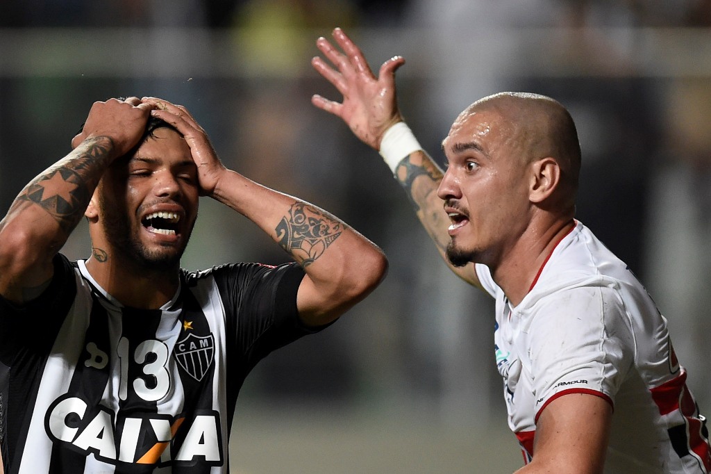 Sao Paulo avanzó pese a derrota frente al Mineiro
