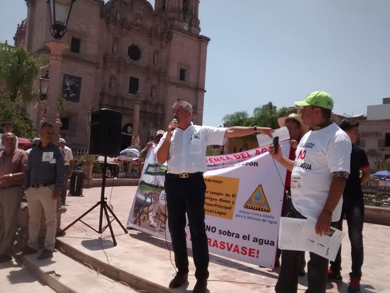 1,200 personas se manifestaron en San Juan de Los Lagos