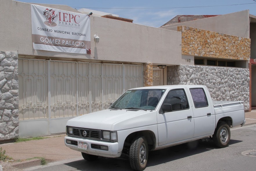Al momento en que reciban las boletas, el IEPC tendrá que hacer el sellado del Consejo Electoral en la parte del reverso de cada una de ellas. 