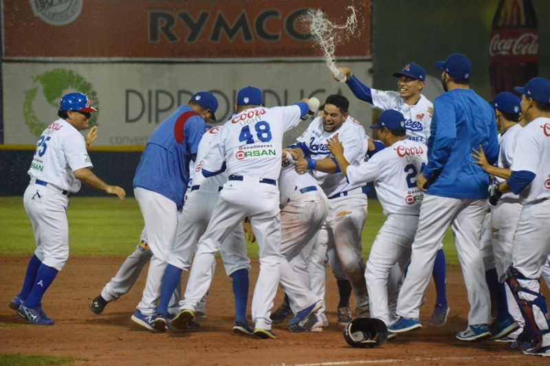 Acereros deja tendidos a los Sultanes