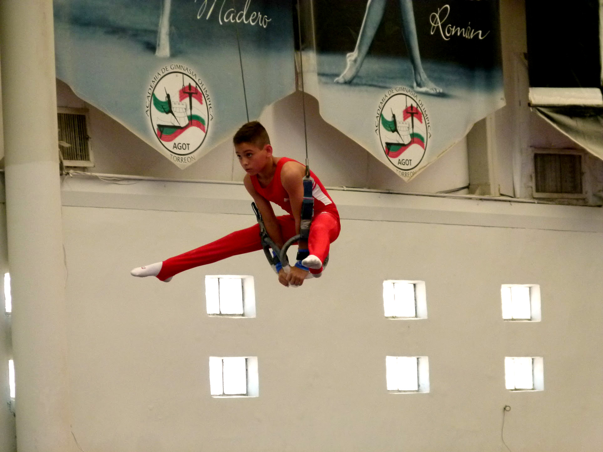 Los alumnos de AGOT, Mario Martínez y Elías, obtuvieron su pase a la Campeonato Nacional de Gimnasia Olímpica.