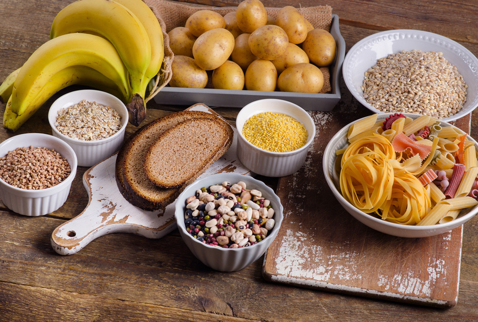 Conoce de dónde vienen y qué hacen los alimentos que contienen carbohidratos, la principal fuente de energía que hace que  los músculos y el cerebro f