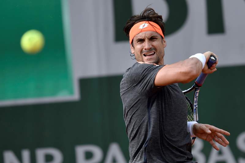 David Ferrer deviuelve la bola a Juan Mónaco