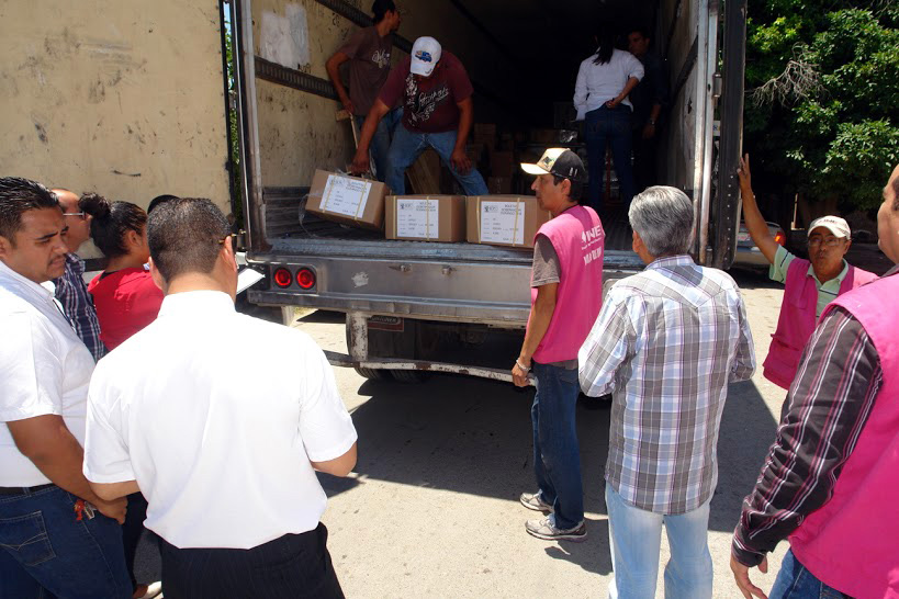 García Loera, señaló que en el municipio podrán votar 104 mil 114 personas mayores de edad, a fin de decidir sobre los próximos alcaldes, gobernador y