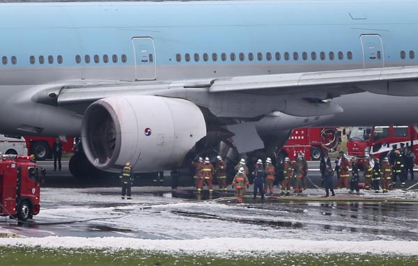 El incendio en el motor del avión de Korean Air sucedió antes de despegar desde el aeropuerto.