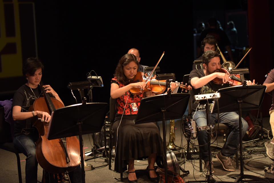 El ensamble Cine Mudo ensaya para musicalizar la ceremonia.