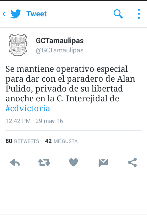 Alán Pulido es delantero del equipo de fútbol "El Olympiacos"