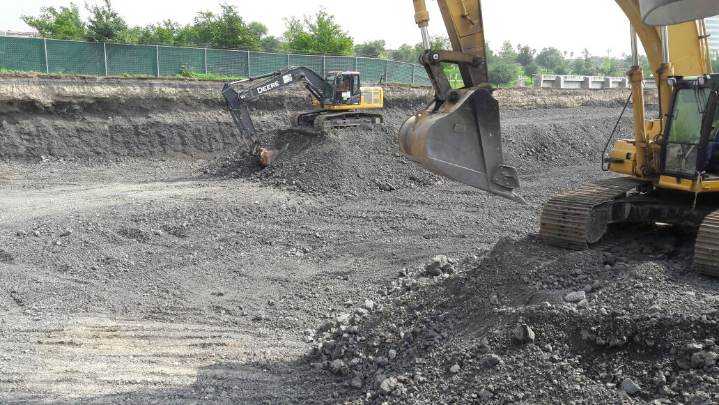 Trabajos de excavación para el Recinto de los Inmortales