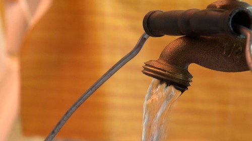 Agua de mala calidad en Santa María Aztahuacán 