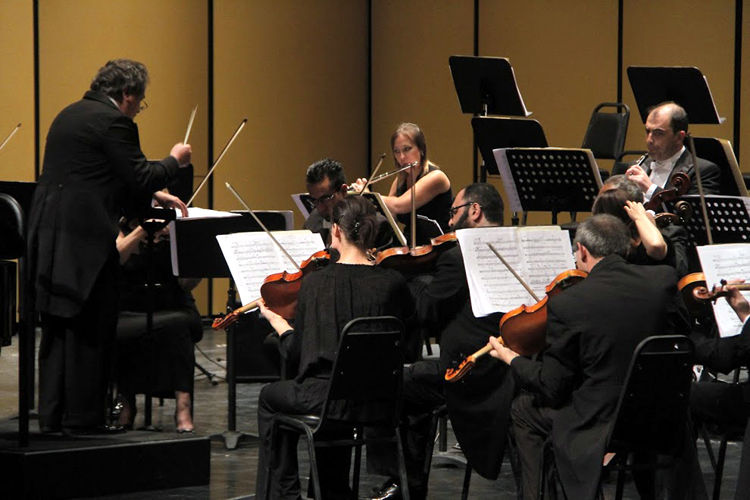 Camerata de Coahuila concluye temporada con concierto para violín de Felix Mendelssohn.