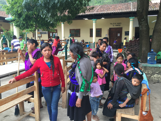 68 personas pernoctan en este albergue aunque 492 llegan durante todo el día a comer