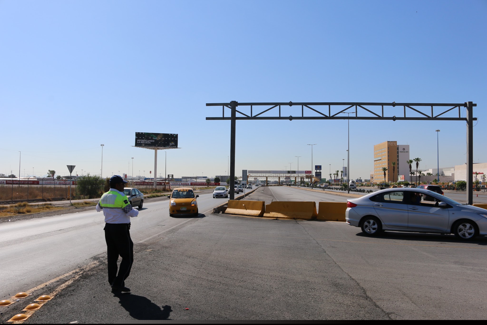 En el Puente de Villa Florida, el esquema vial ha sufrido cambios mínimos.