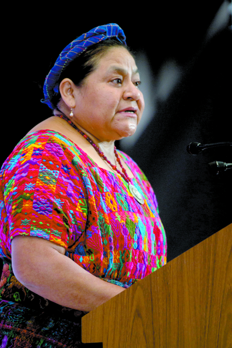 Ataques racista contra Rigoberta Menchú en internet