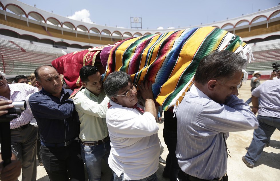 Con vuelta al ruedo y banderillas despiden al 'Pana'. Foto: Nacho Reyes